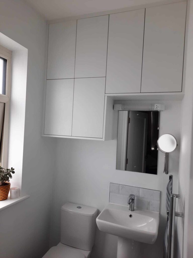 Simple white bathroom units